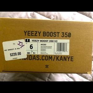 Adidas Yeezy Boost 350 V2 Beluga 2.0. Size 6.